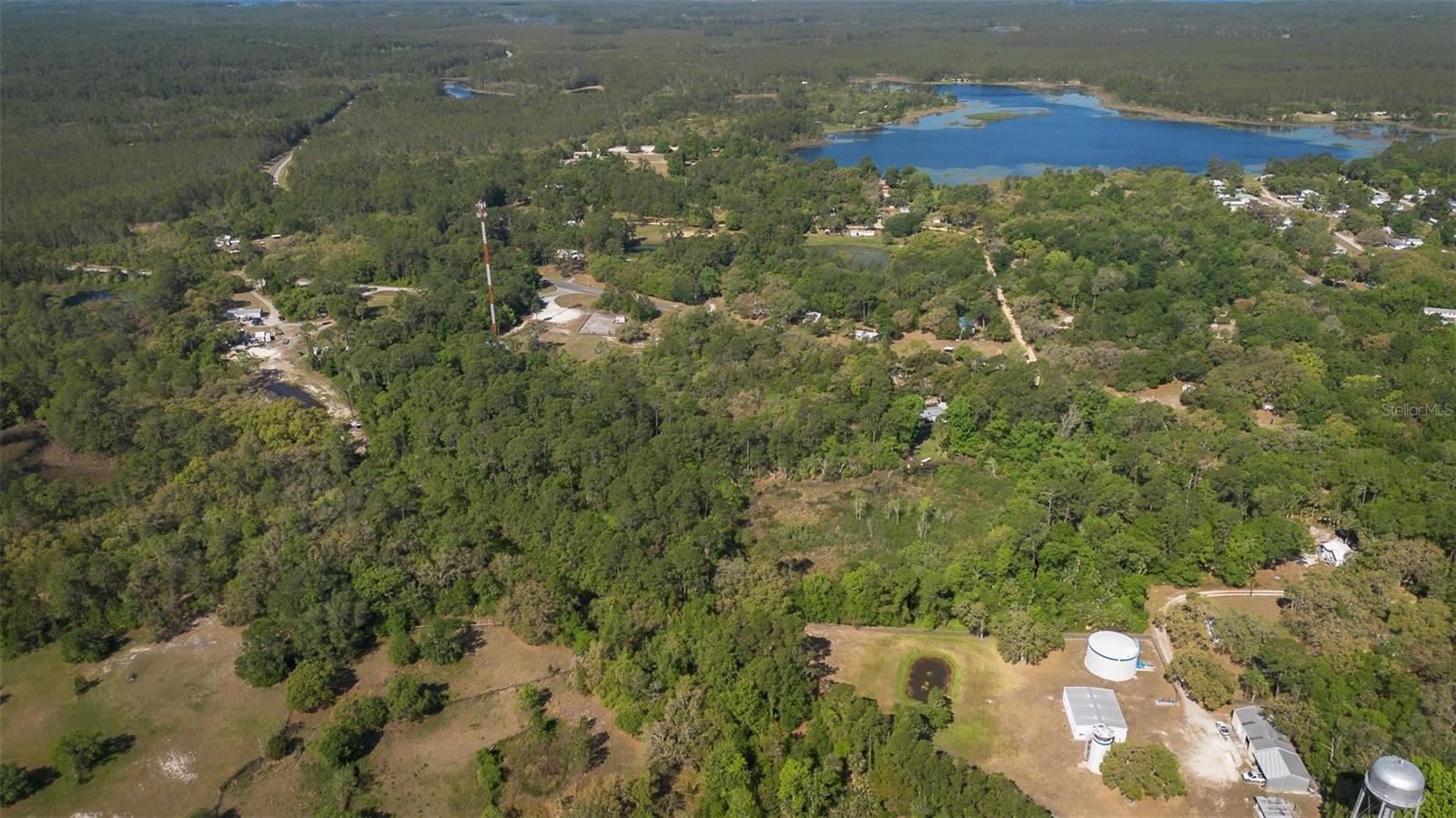 Image 16 of 23 For Fairview Avenue