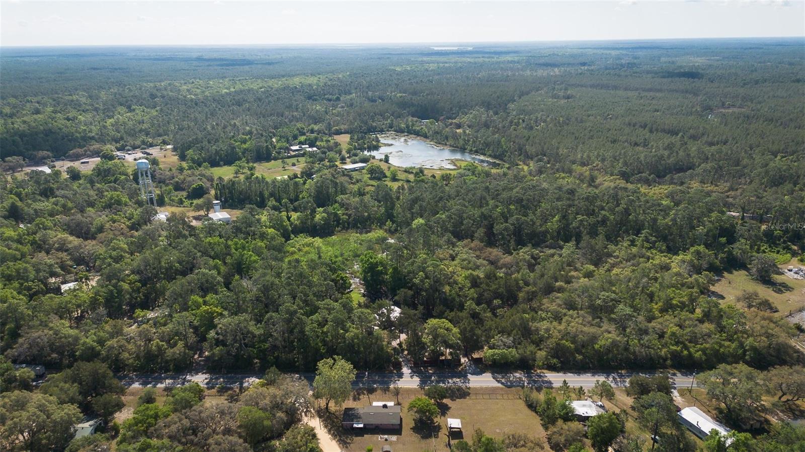 Image 4 of 23 For Fairview Avenue