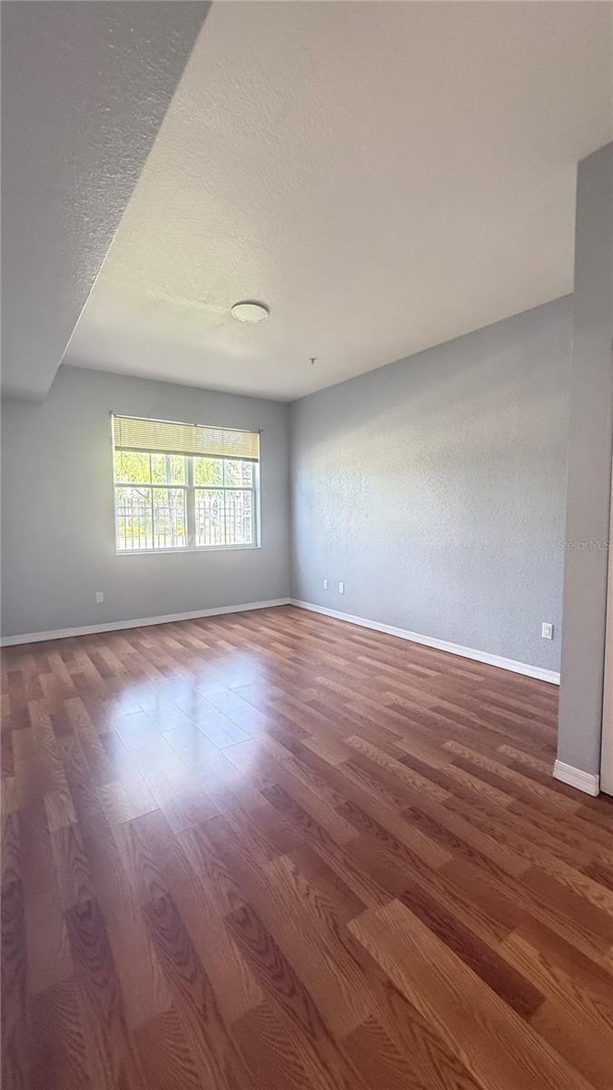 Image 4 of 11 For 4000 Venetian Bay Drive 101