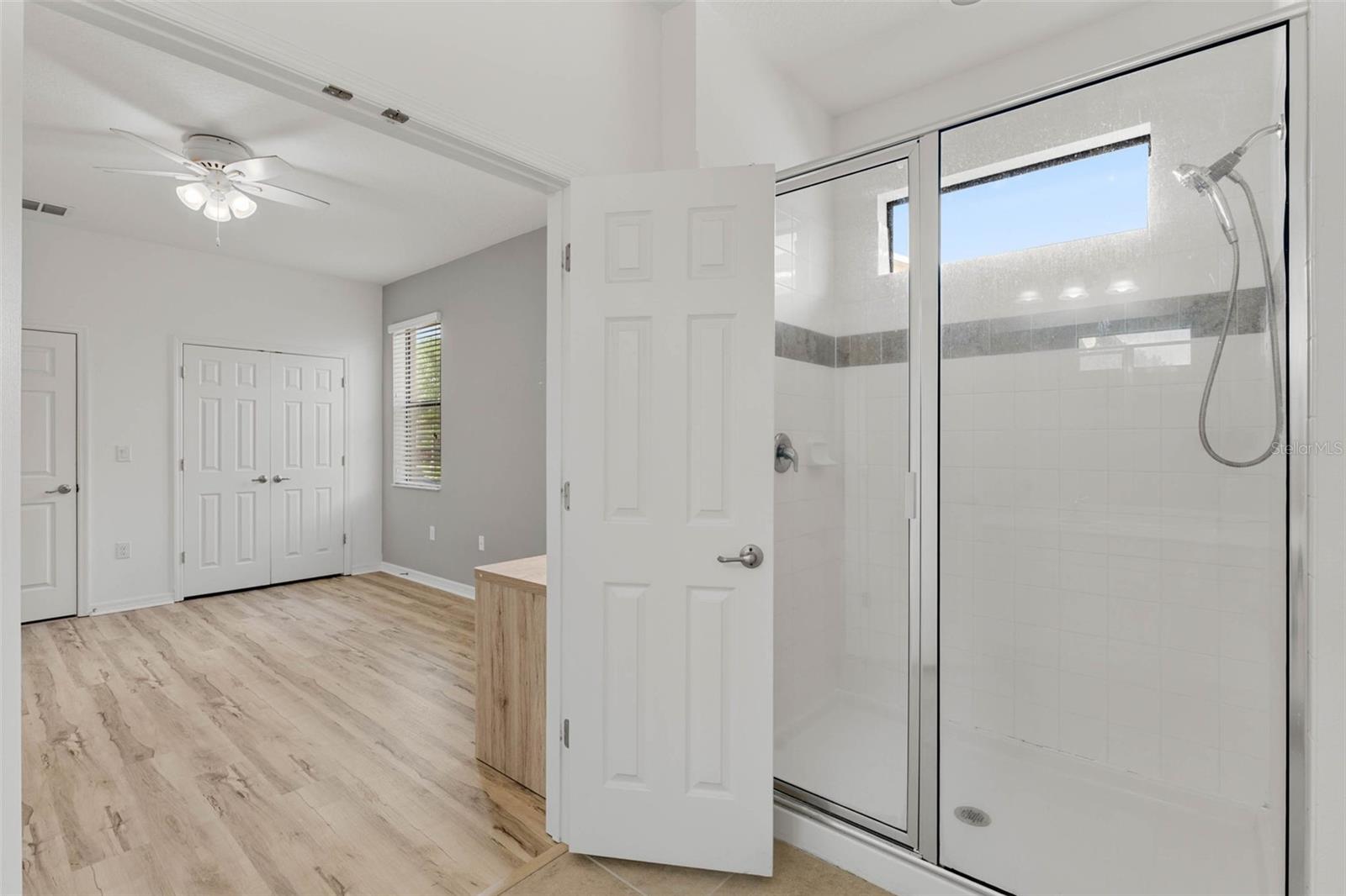 Image 12 of 45 For 2142 Victoria Drive