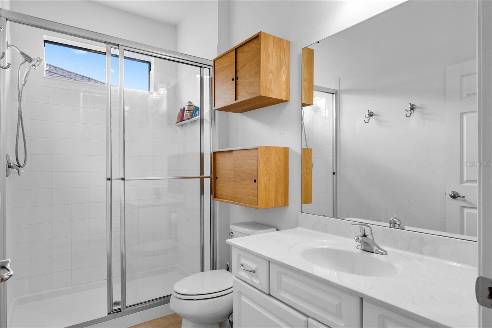 Image 15 of 45 For 2142 Victoria Drive