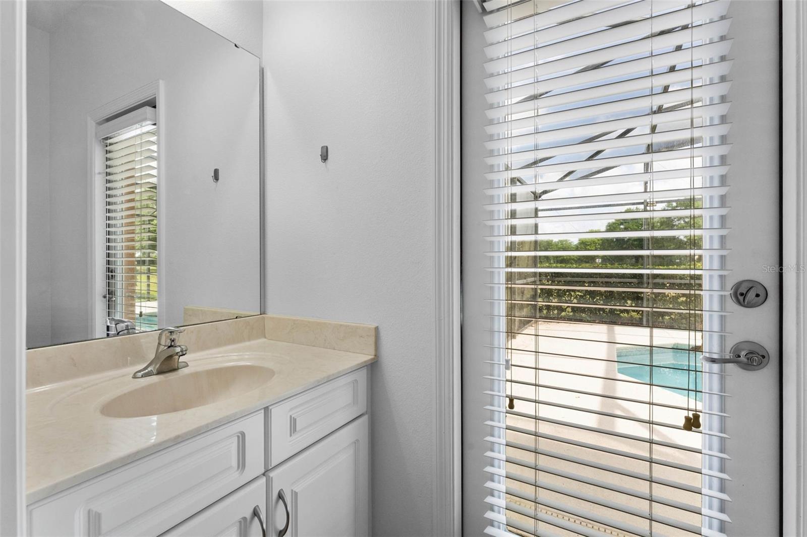 Image 18 of 45 For 2142 Victoria Drive