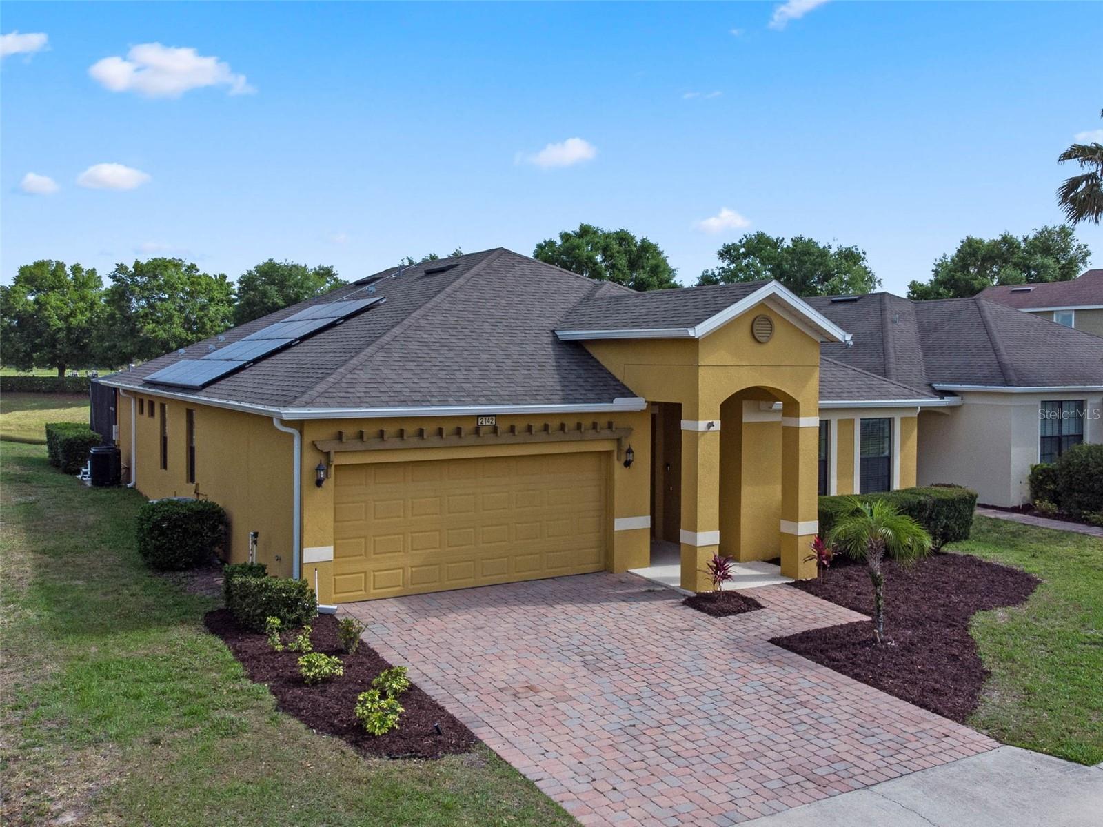Image 22 of 45 For 2142 Victoria Drive