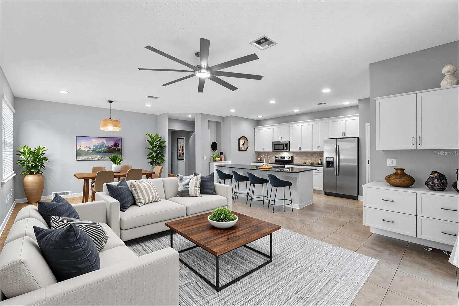 Image 3 of 45 For 2142 Victoria Drive