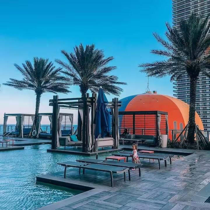 Image 32 of 38 For 4111 Ocean Drive 1801