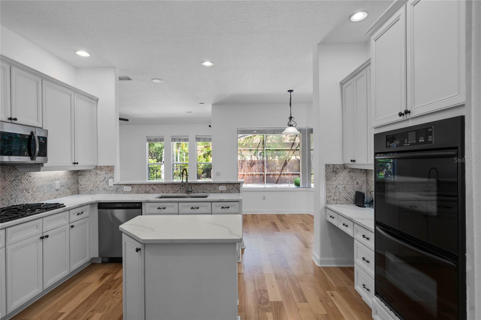 Image 15 of 75 For 1803 Glenbay Court