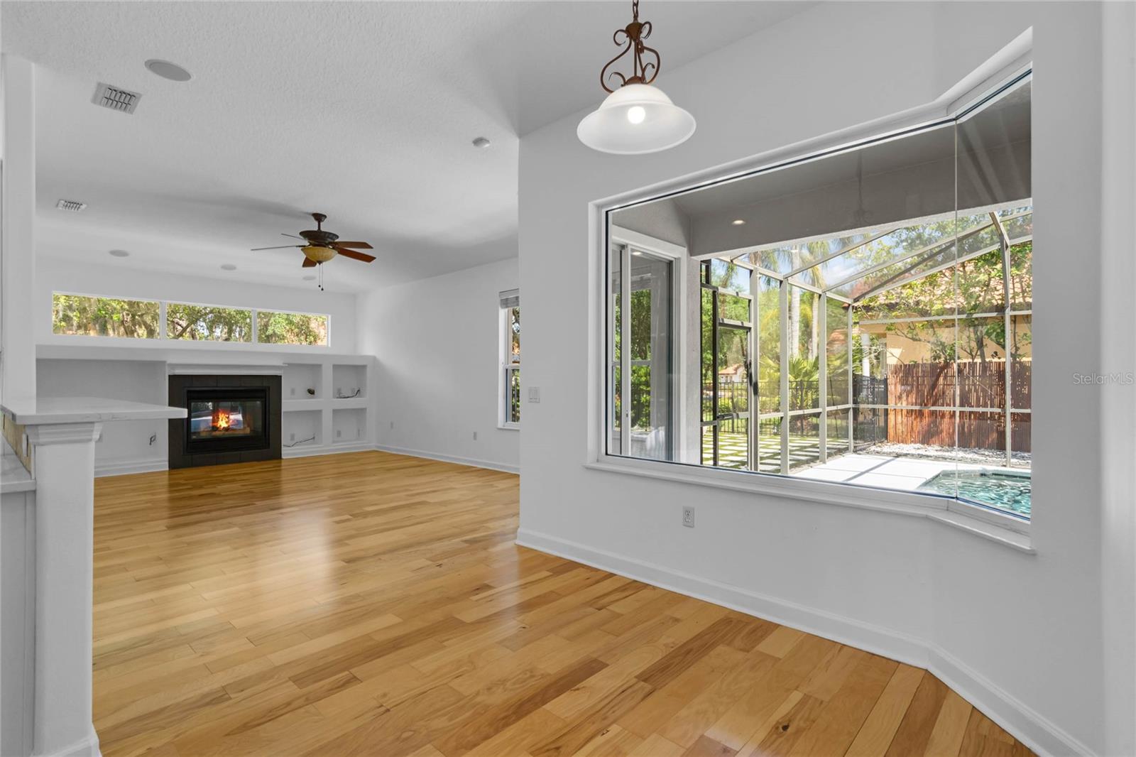 Image 22 of 75 For 1803 Glenbay Court
