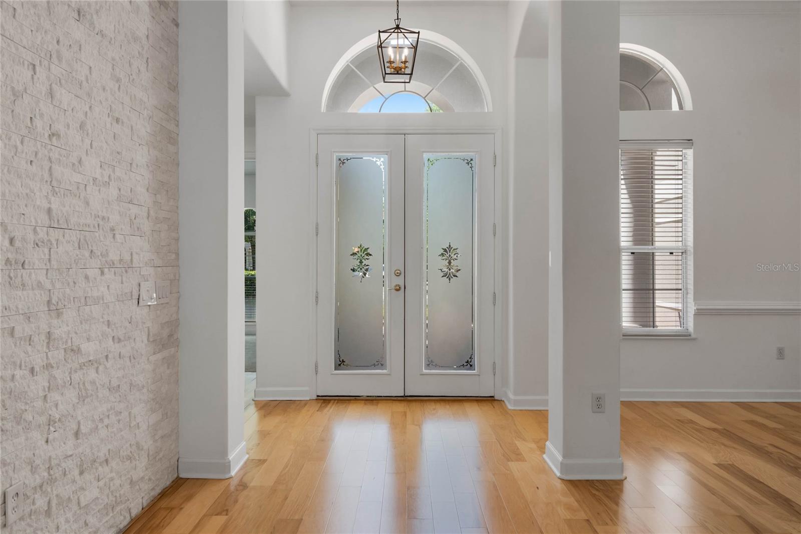 Image 4 of 75 For 1803 Glenbay Court