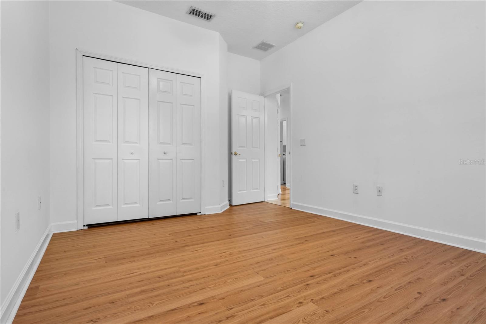 Image 40 of 75 For 1803 Glenbay Court