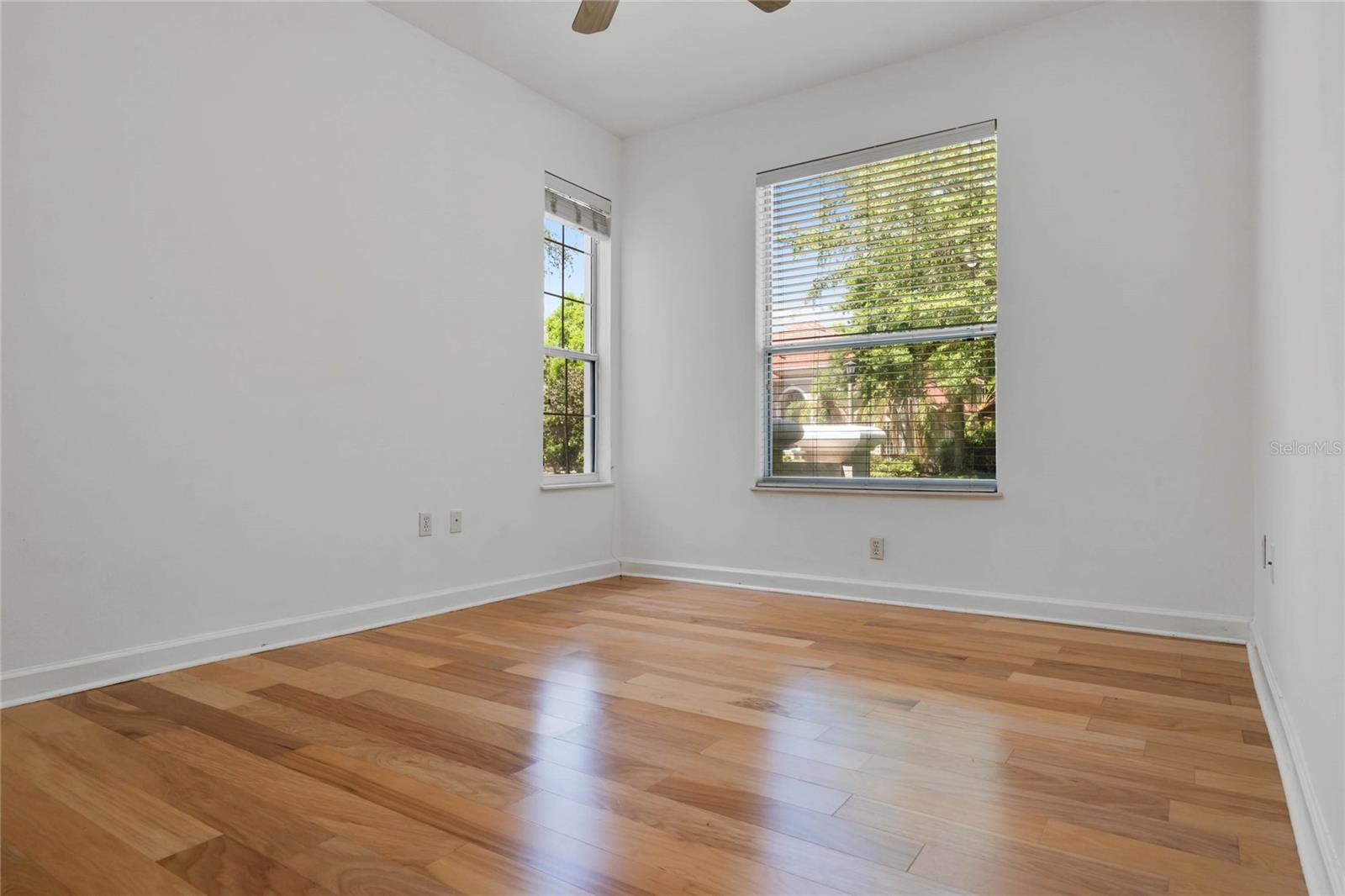 Image 43 of 75 For 1803 Glenbay Court