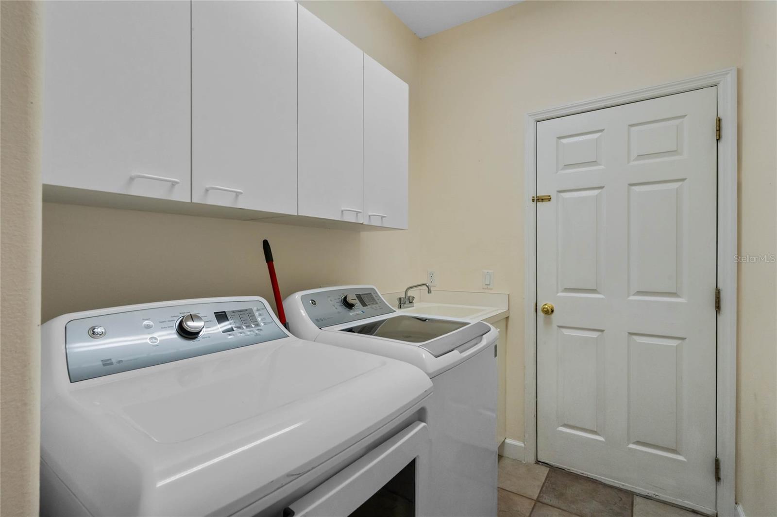 Image 48 of 75 For 1803 Glenbay Court
