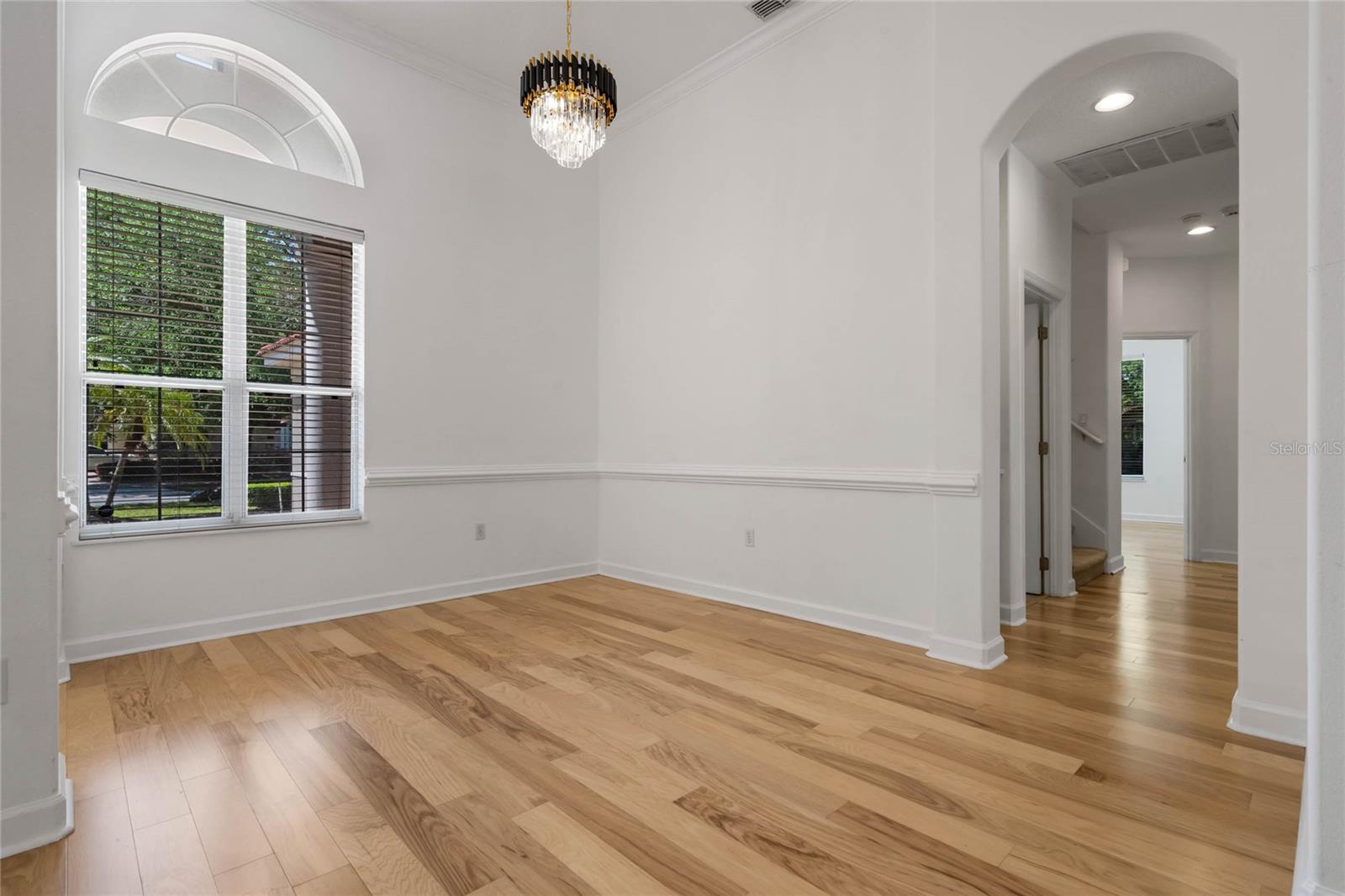 Image 8 of 75 For 1803 Glenbay Court