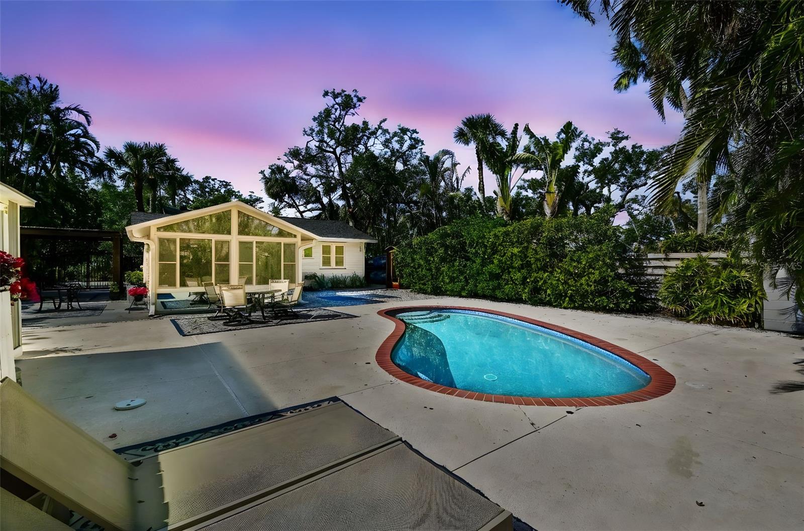 Details for 913 Tennessee Lane, SARASOTA, FL 34234