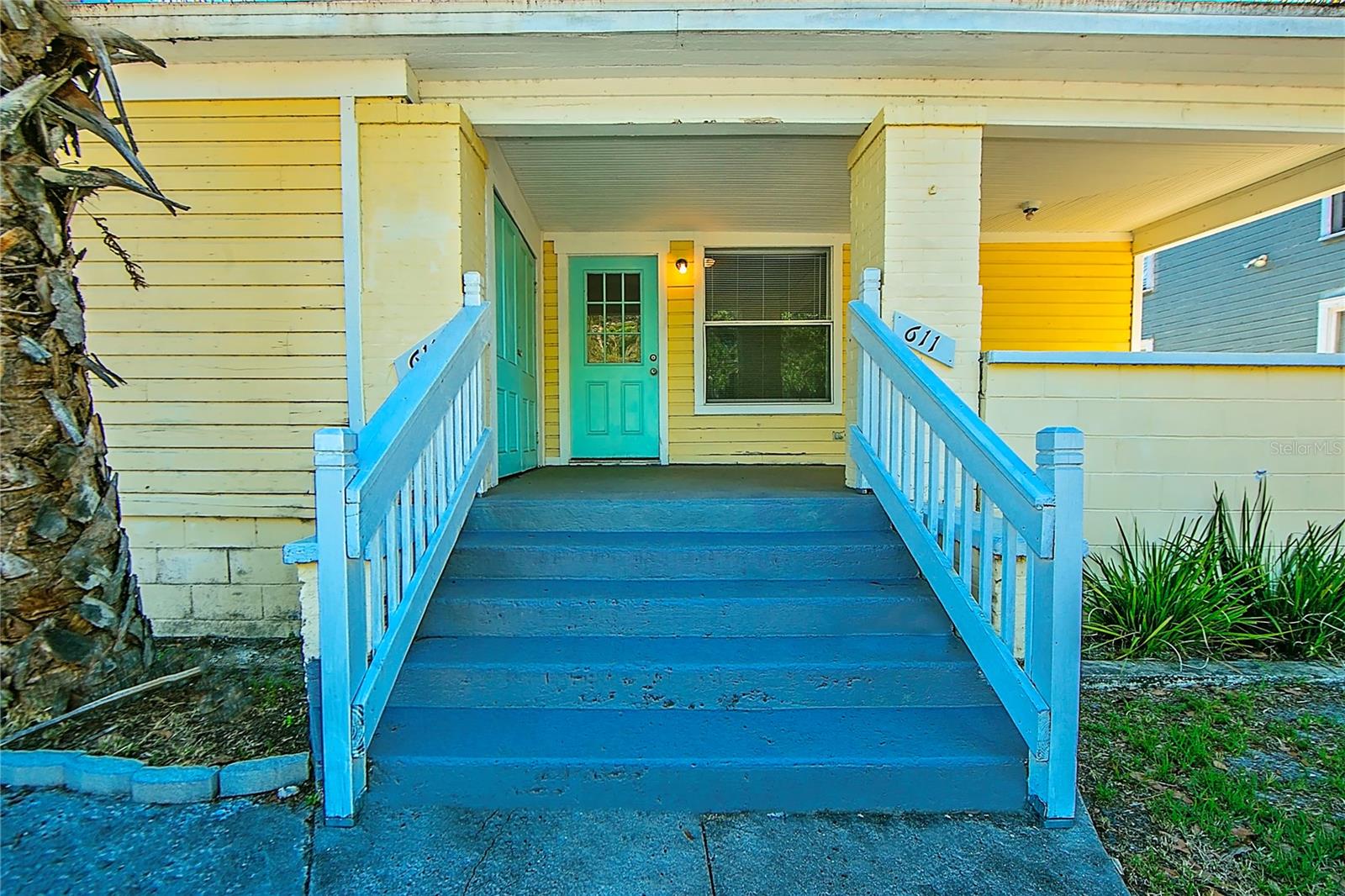 Image 3 of 32 For 611 Sanford Avenue