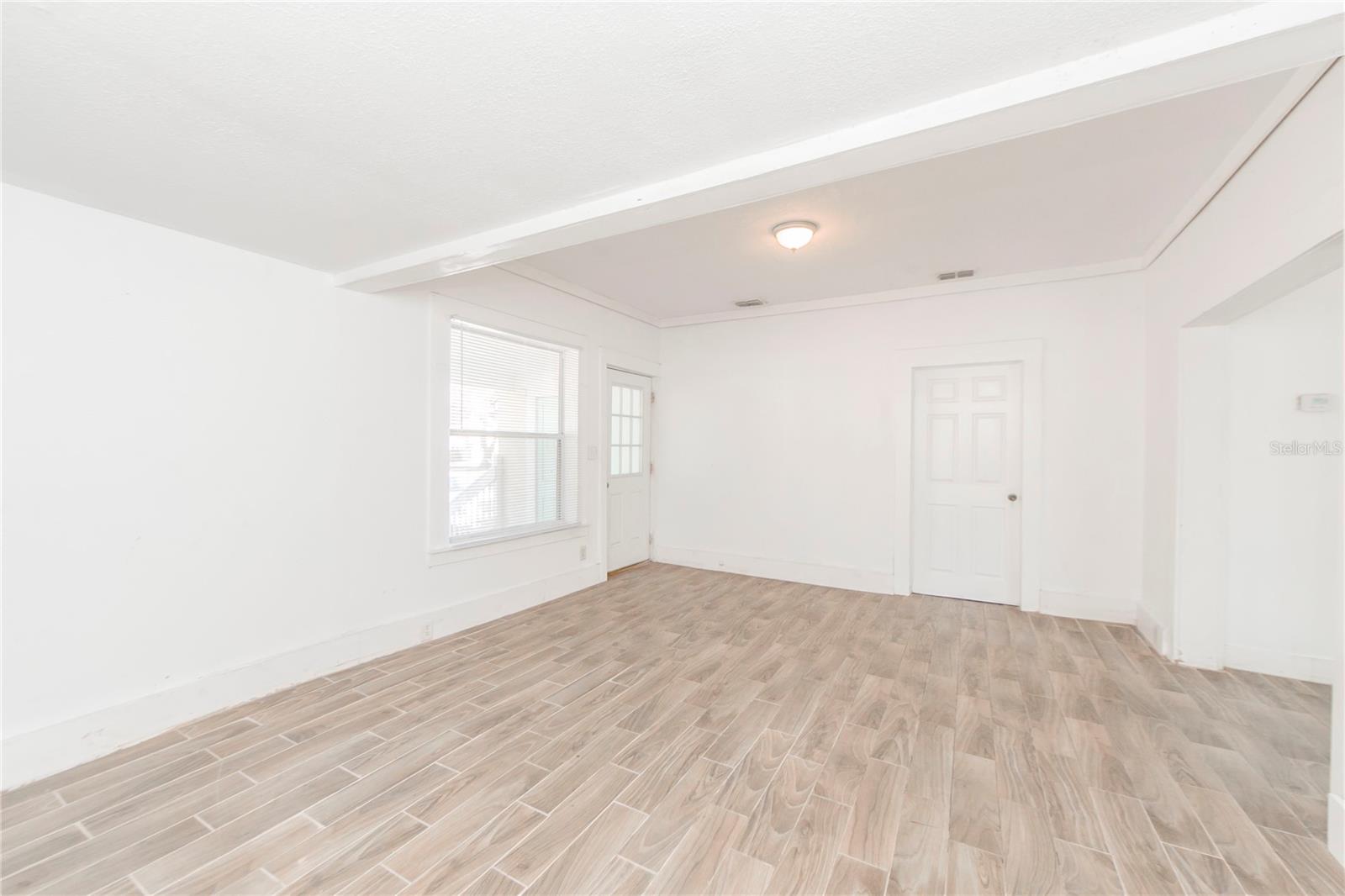 Image 8 of 32 For 611 Sanford Avenue