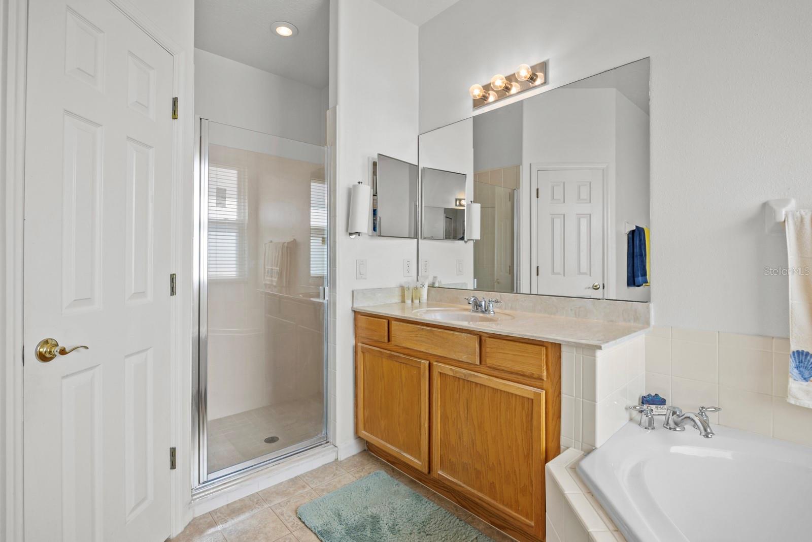 Image 19 of 38 For 235 Largovista Drive