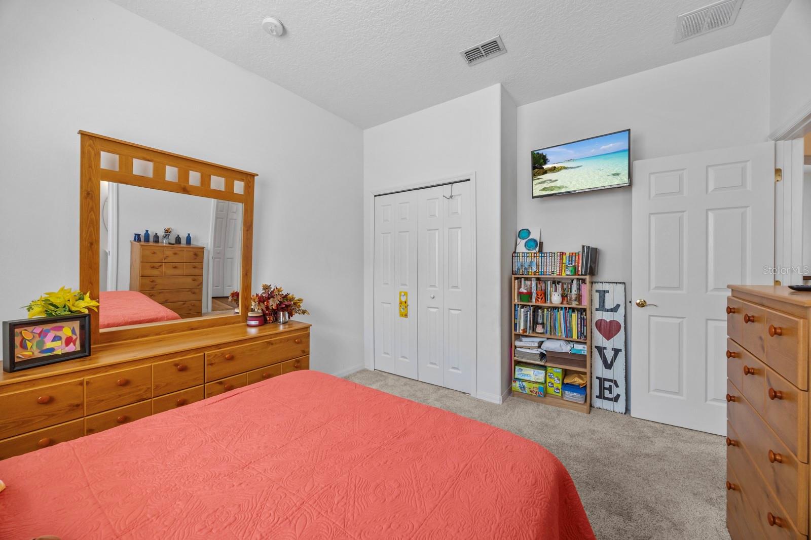 Image 21 of 38 For 235 Largovista Drive