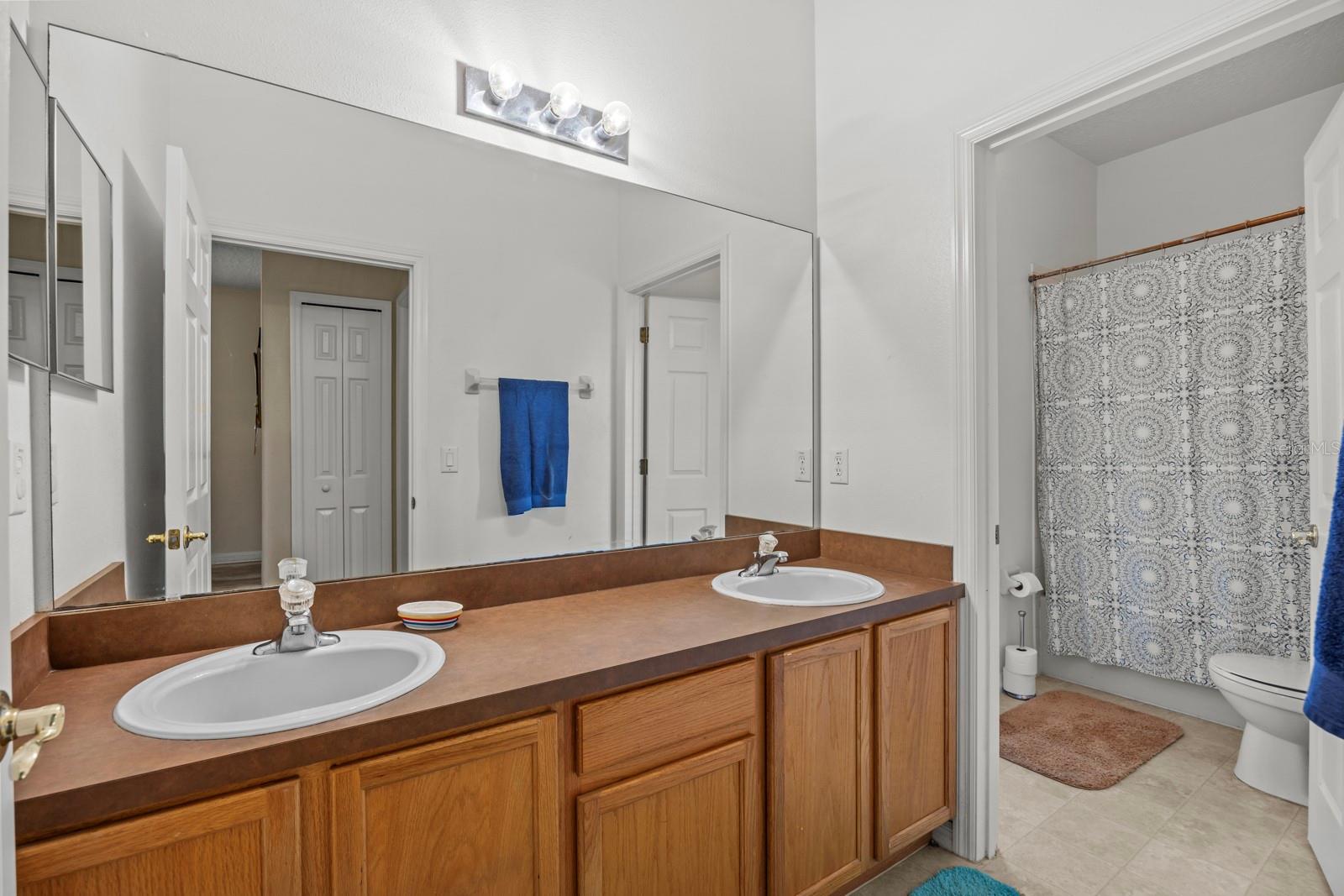 Image 27 of 38 For 235 Largovista Drive