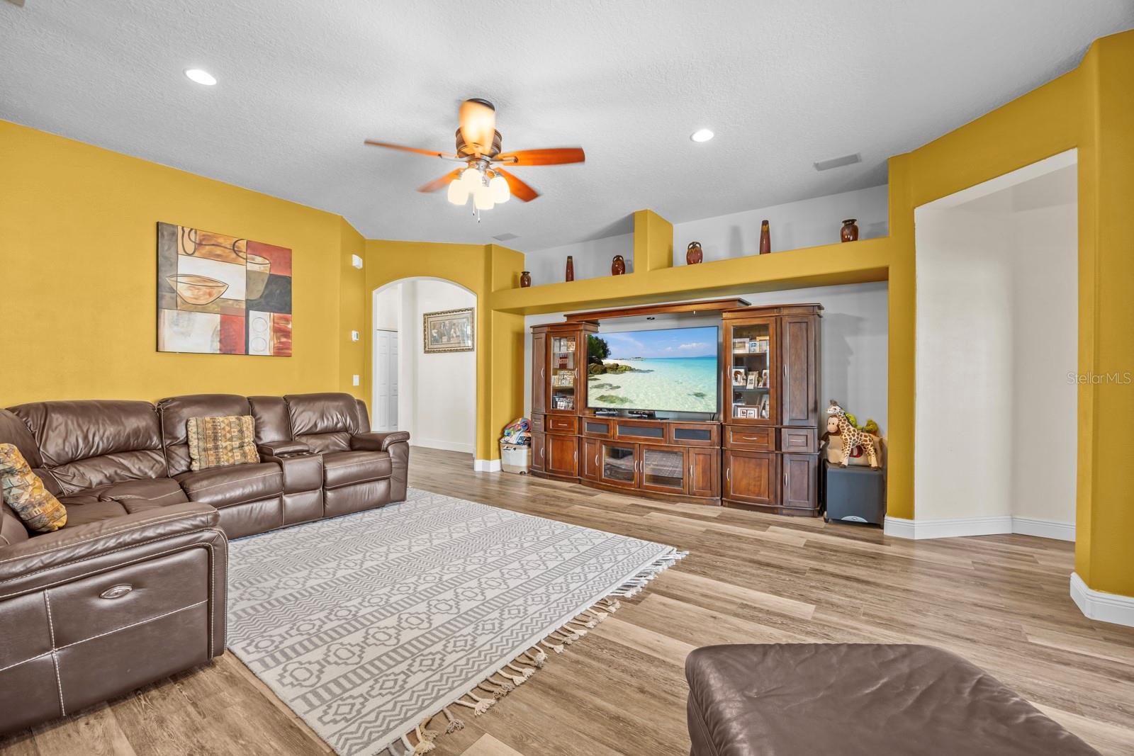 Image 6 of 38 For 235 Largovista Drive