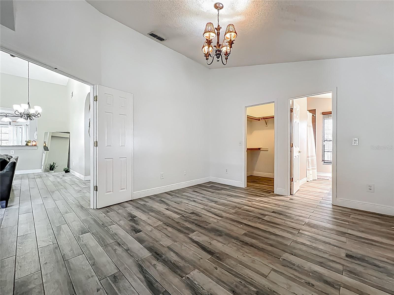 Image 38 of 70 For 998 Piedmont Oaks Drive