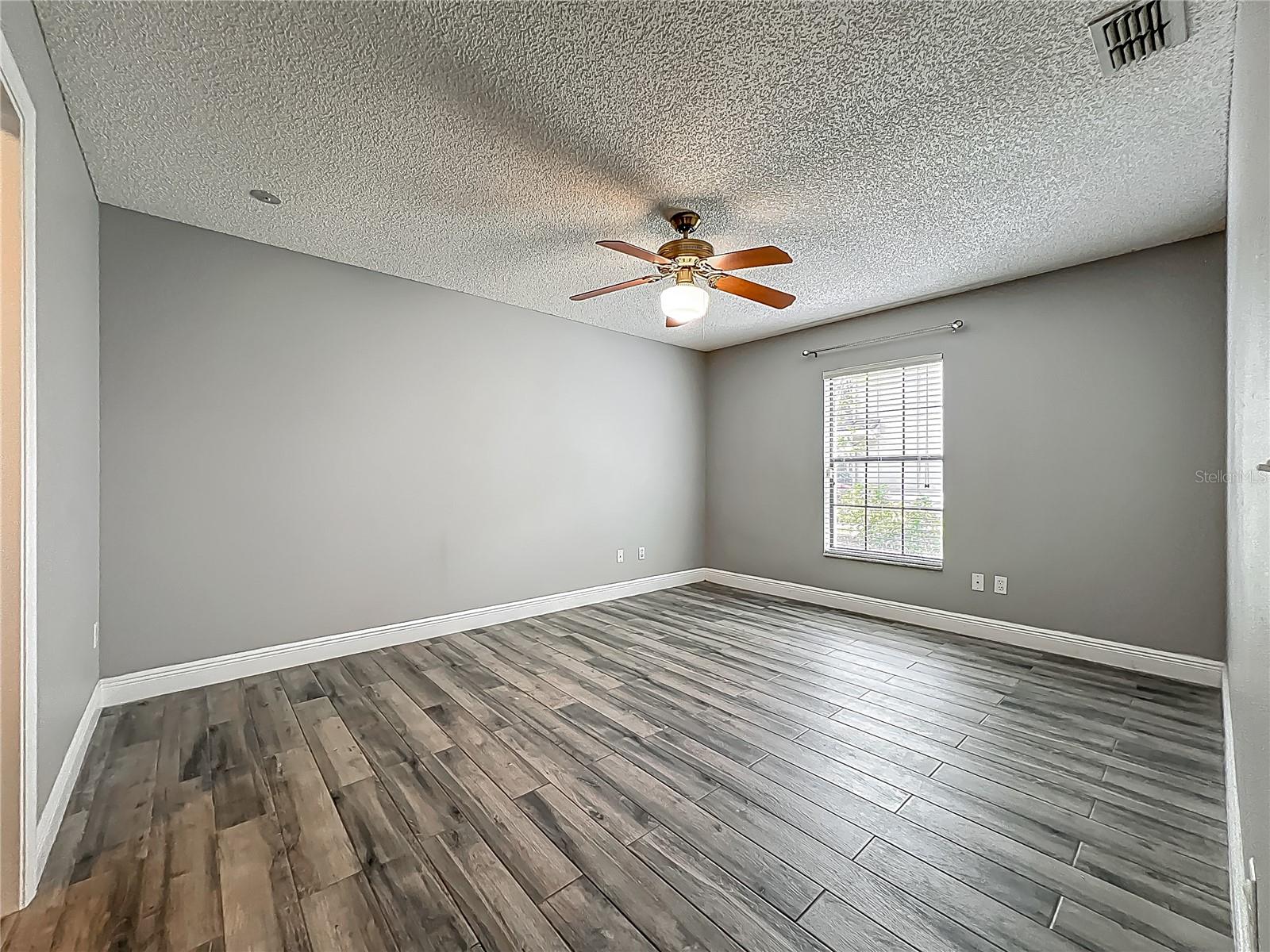 Image 46 of 70 For 998 Piedmont Oaks Drive