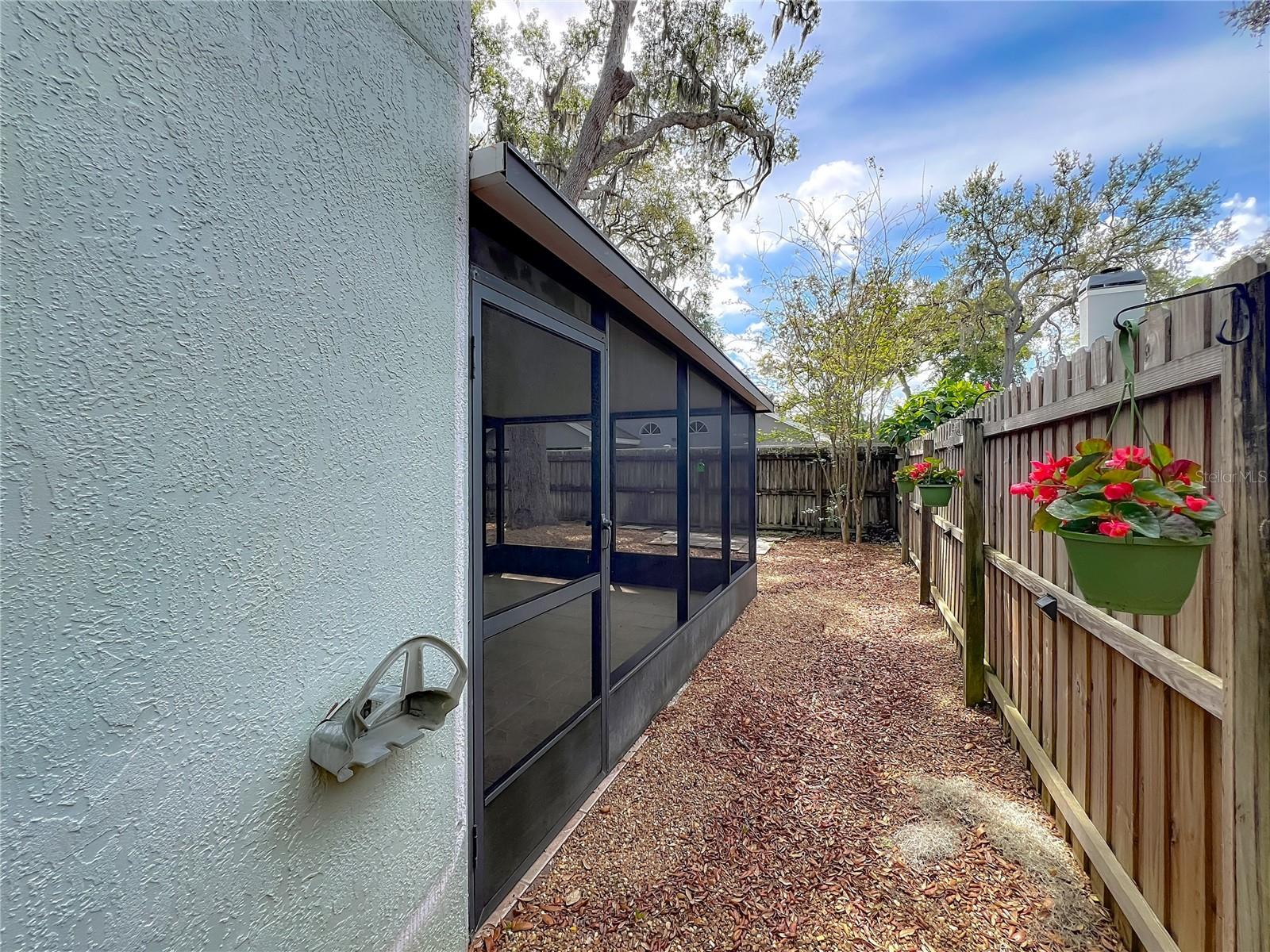Image 60 of 70 For 998 Piedmont Oaks Drive