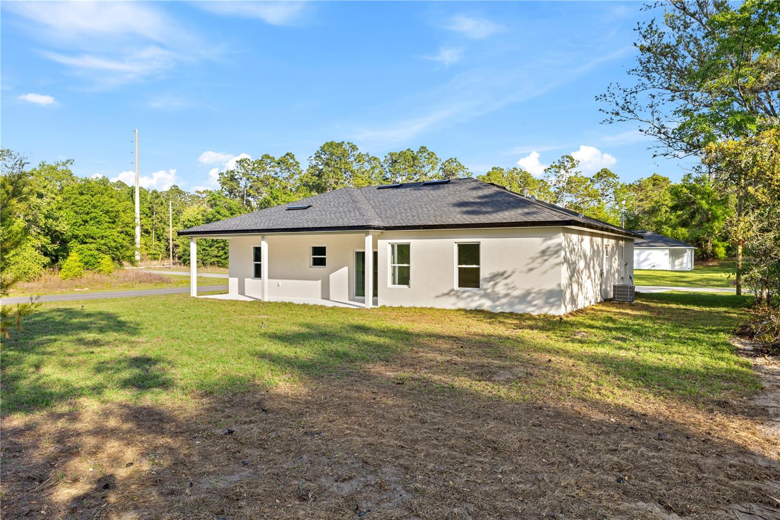 Image 35 of 40 For 8758 Circular Way