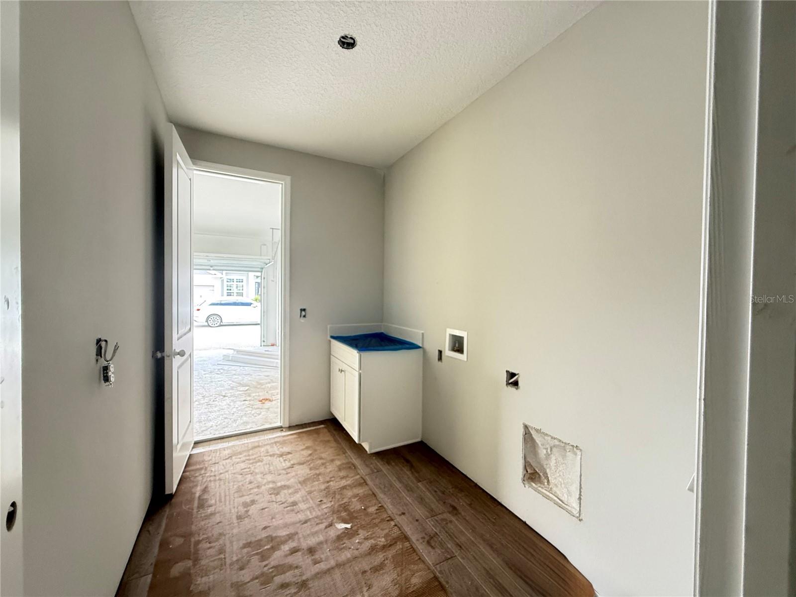 Image 15 of 22 For 2644 Ravencliffe Terrace