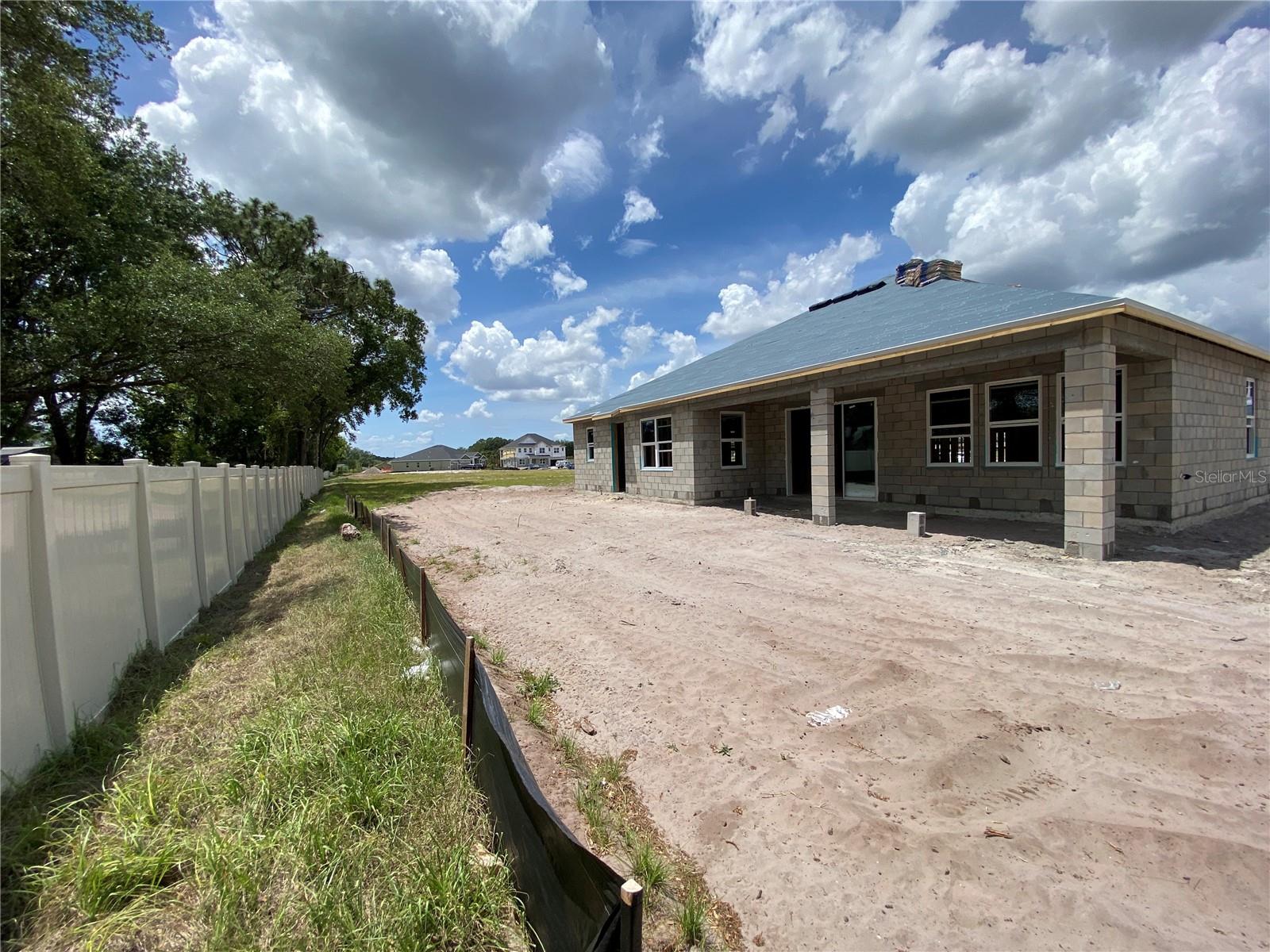 Image 21 of 22 For 2644 Ravencliffe Terrace
