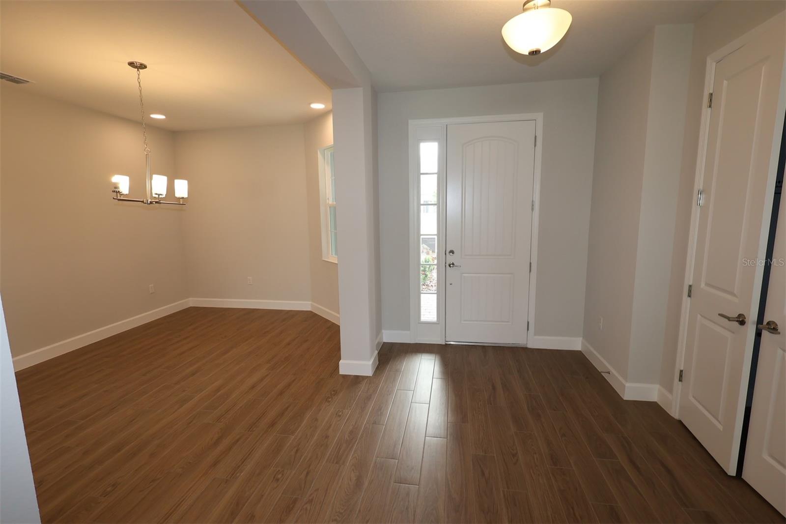 Image 40 of 51 For 2644 Ravencliffe Terrace