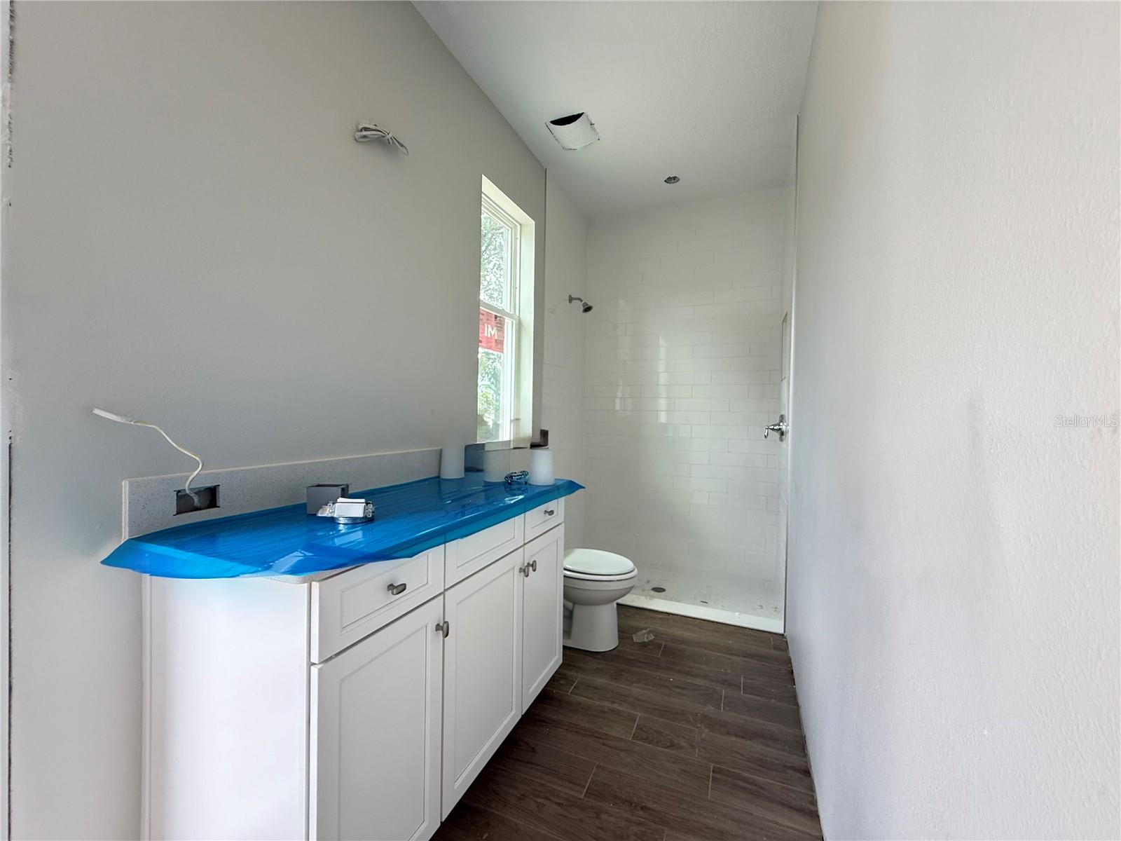 Image 9 of 22 For 2644 Ravencliffe Terrace