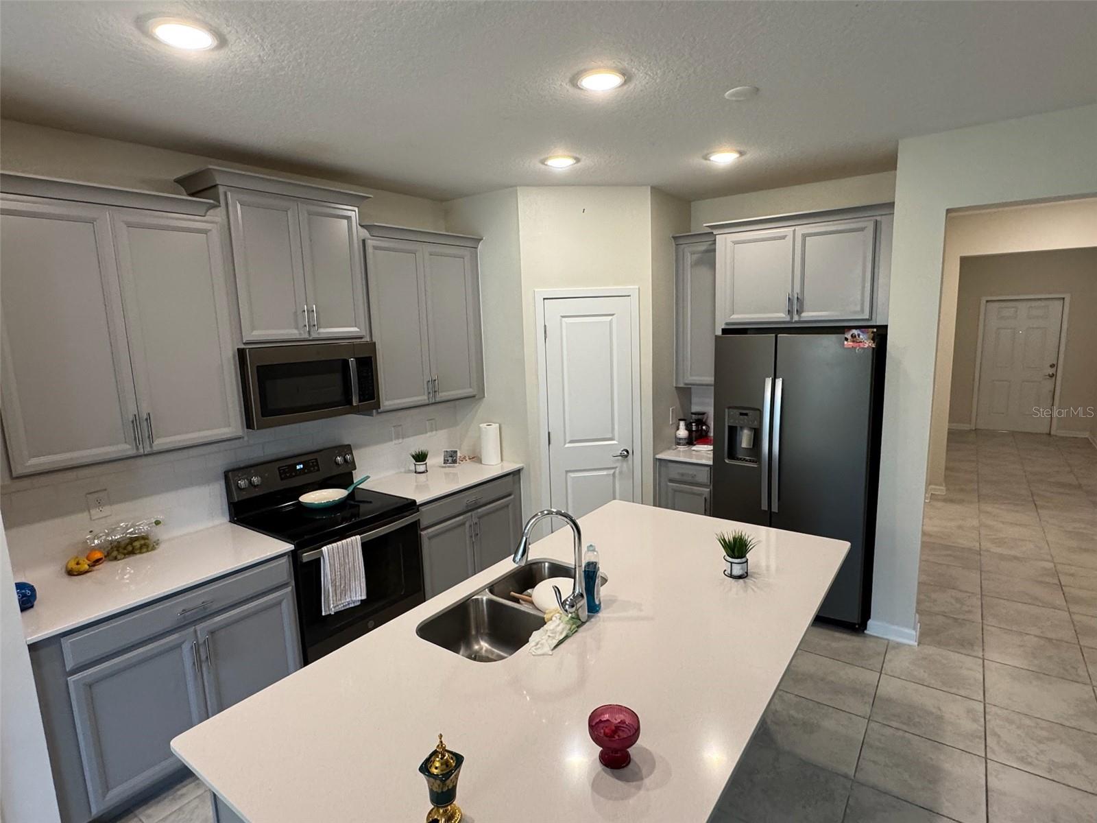 Image 11 of 27 For 5550 Bakewell Place