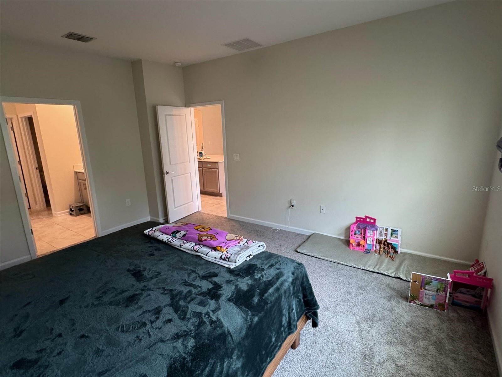 Image 15 of 27 For 5550 Bakewell Place