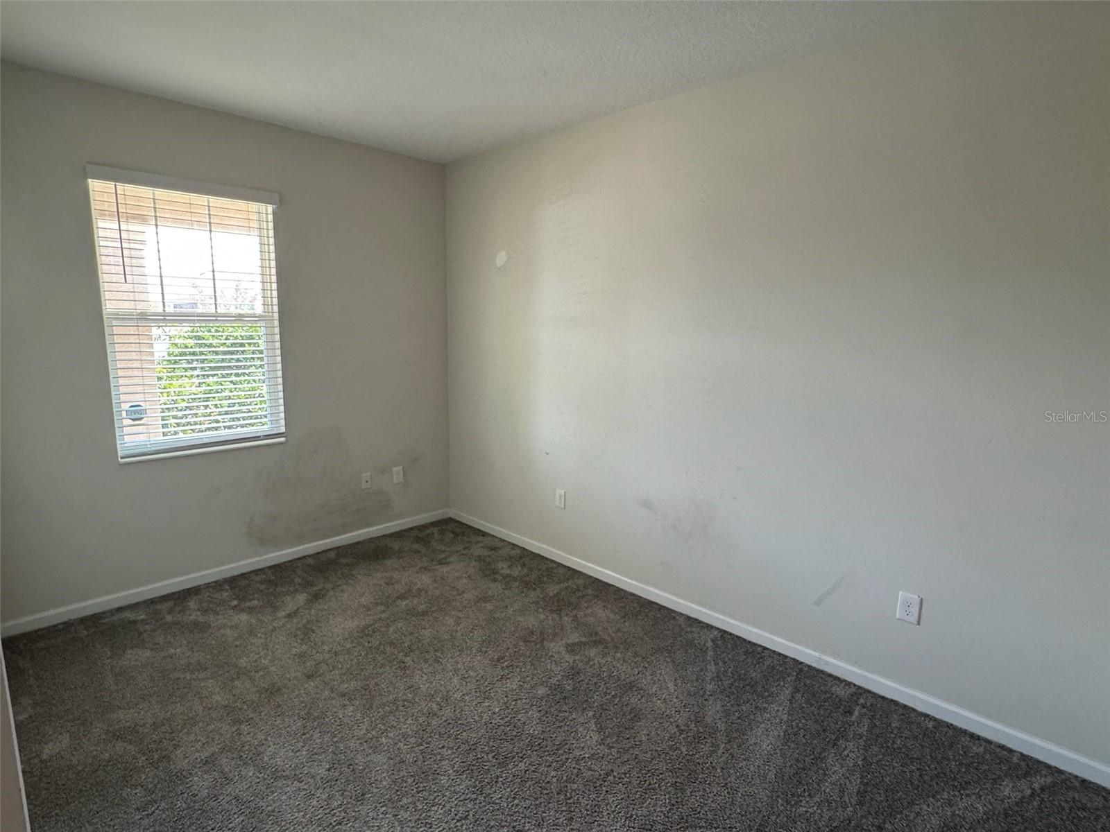 Image 23 of 27 For 5550 Bakewell Place