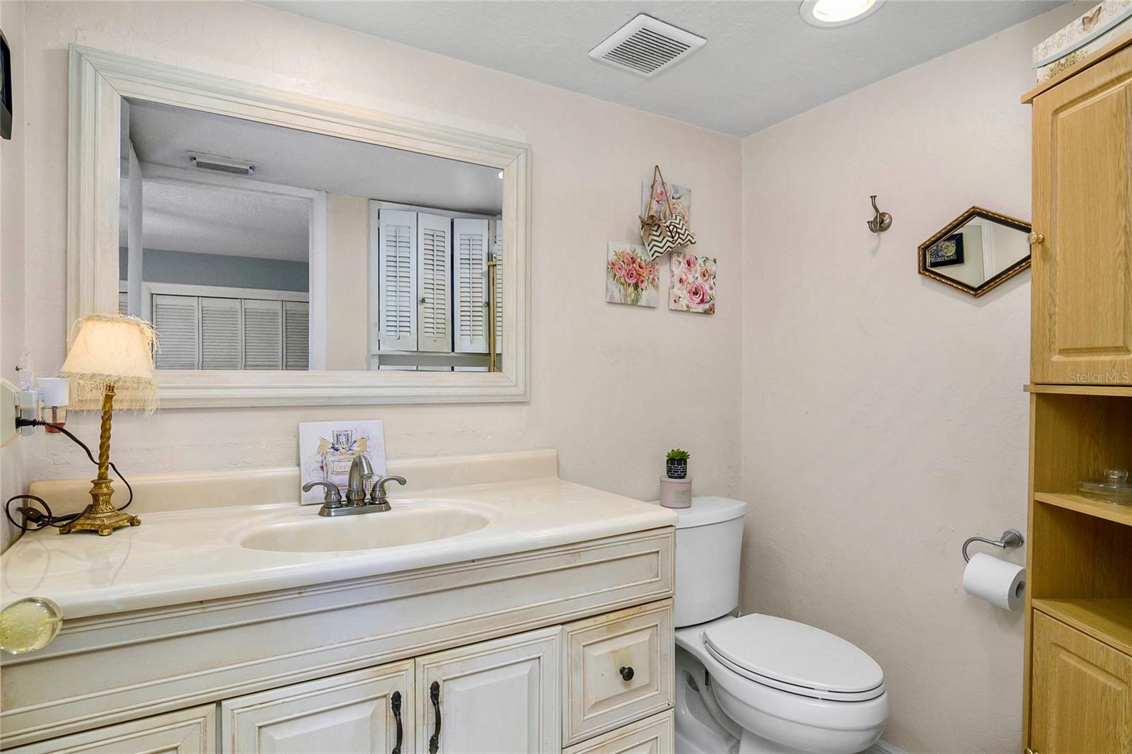 Image 11 of 22 For 7400 College Parkway 5b