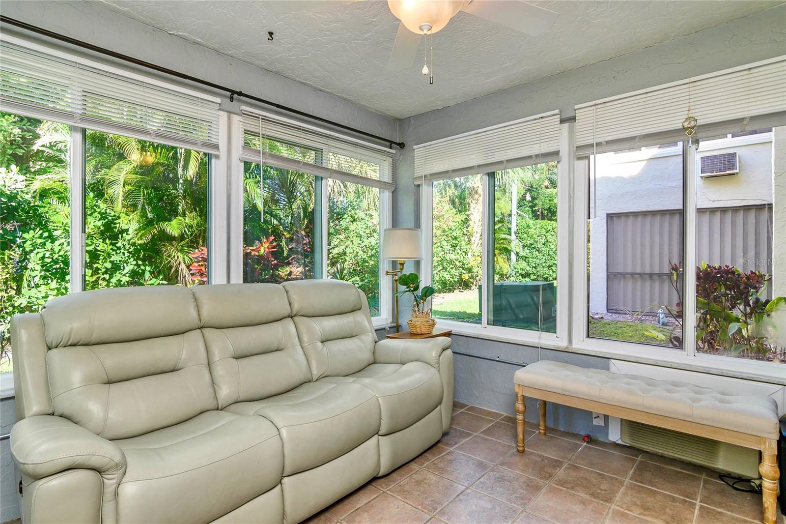 Image 15 of 22 For 7400 College Parkway 5b