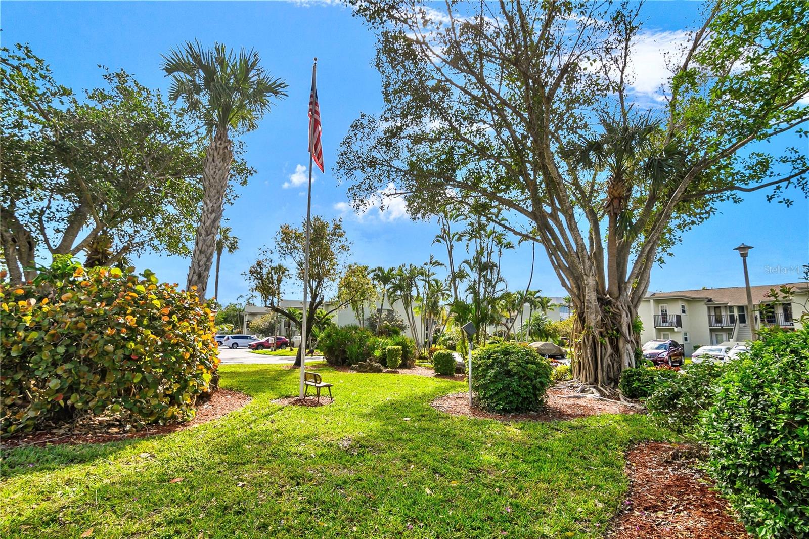 Image 21 of 22 For 7400 College Parkway 5b