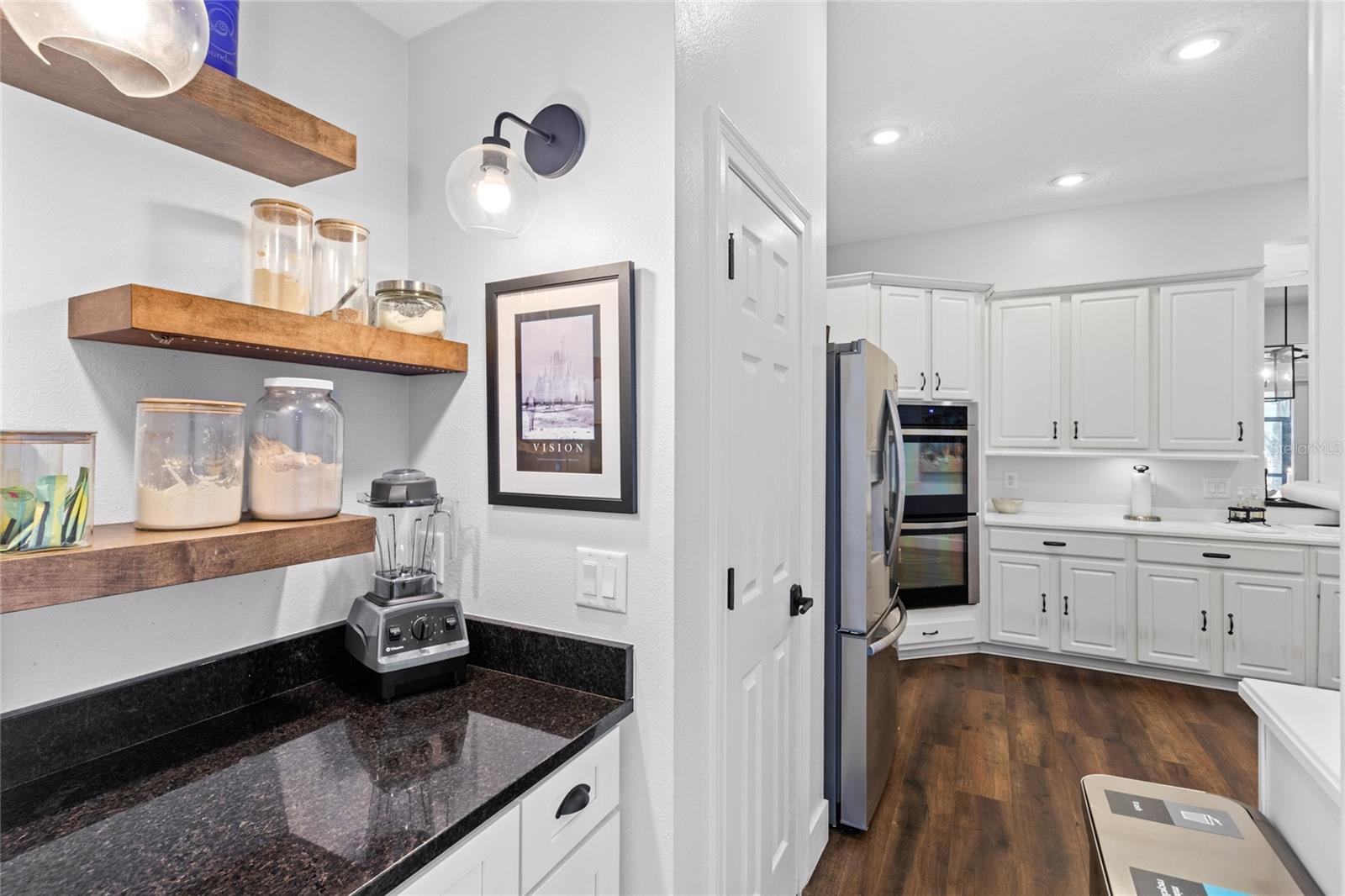 Image 10 of 39 For 6037 Caymus Loop