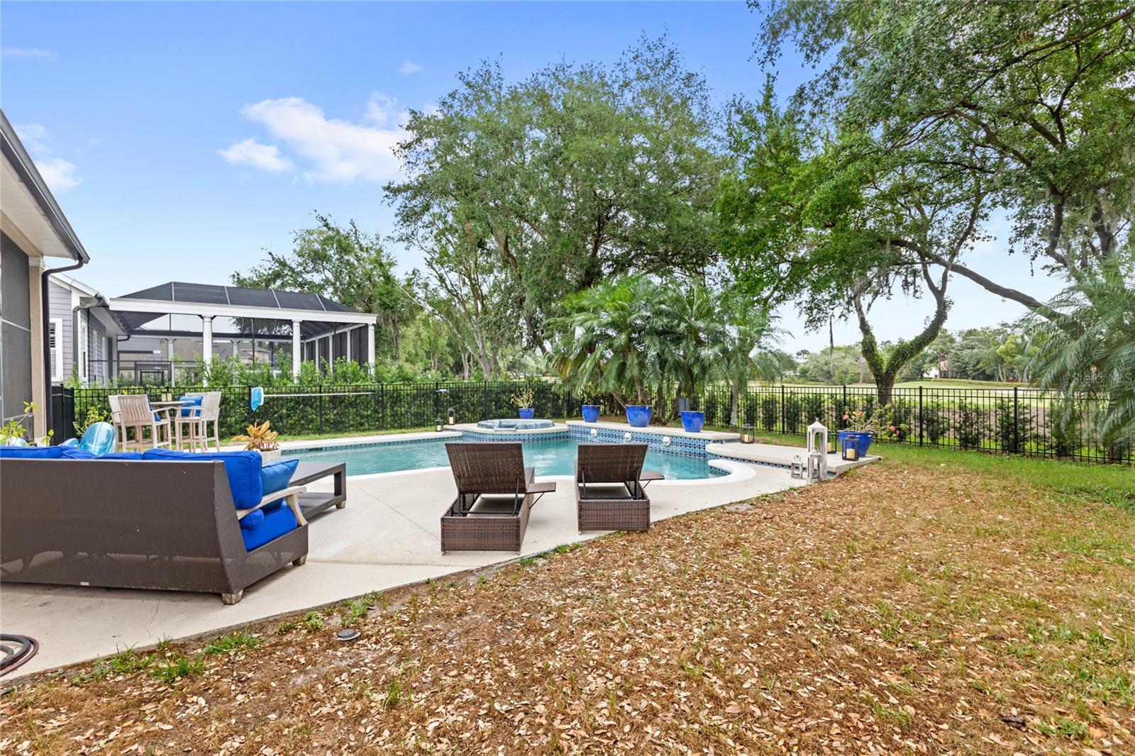 Image 29 of 39 For 6037 Caymus Loop