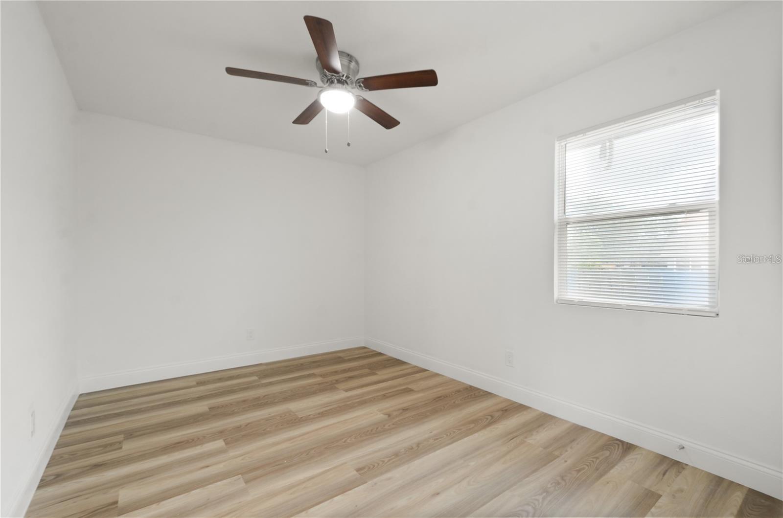 Image 17 of 31 For 4510 Douglas Street