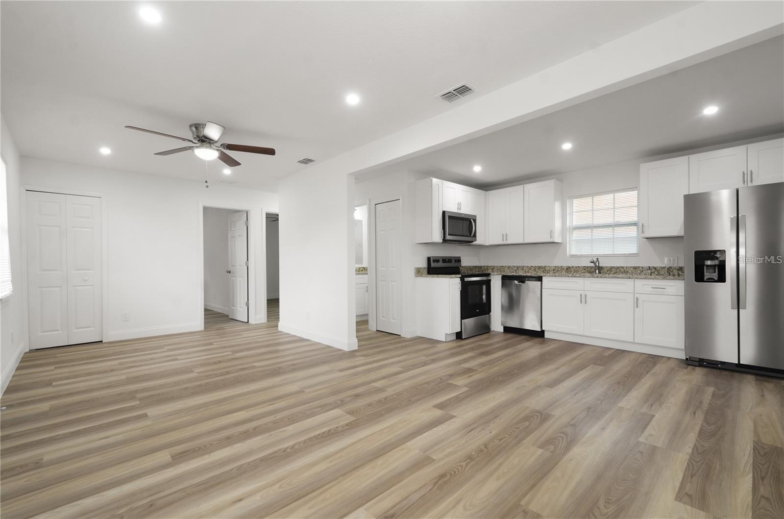 Image 8 of 31 For 4510 Douglas Street