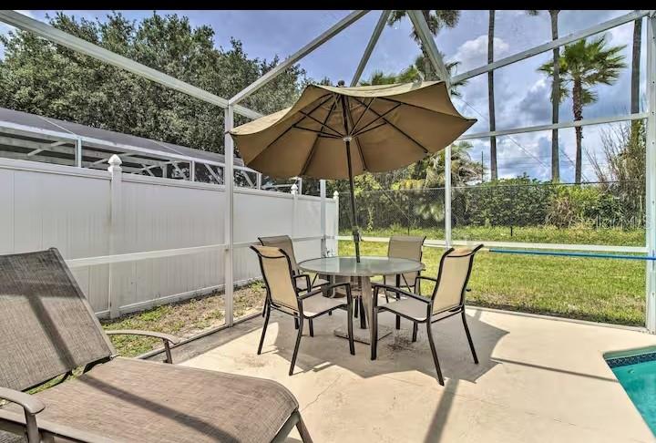 Image 18 of 27 For 730 Bloomingdale Dr