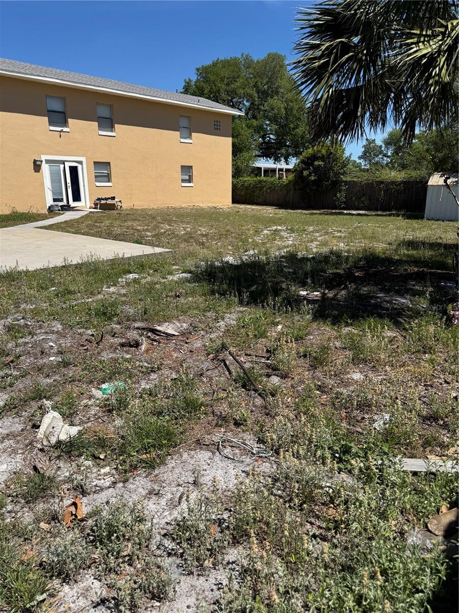 Image 10 of 72 For 8 Summit Street