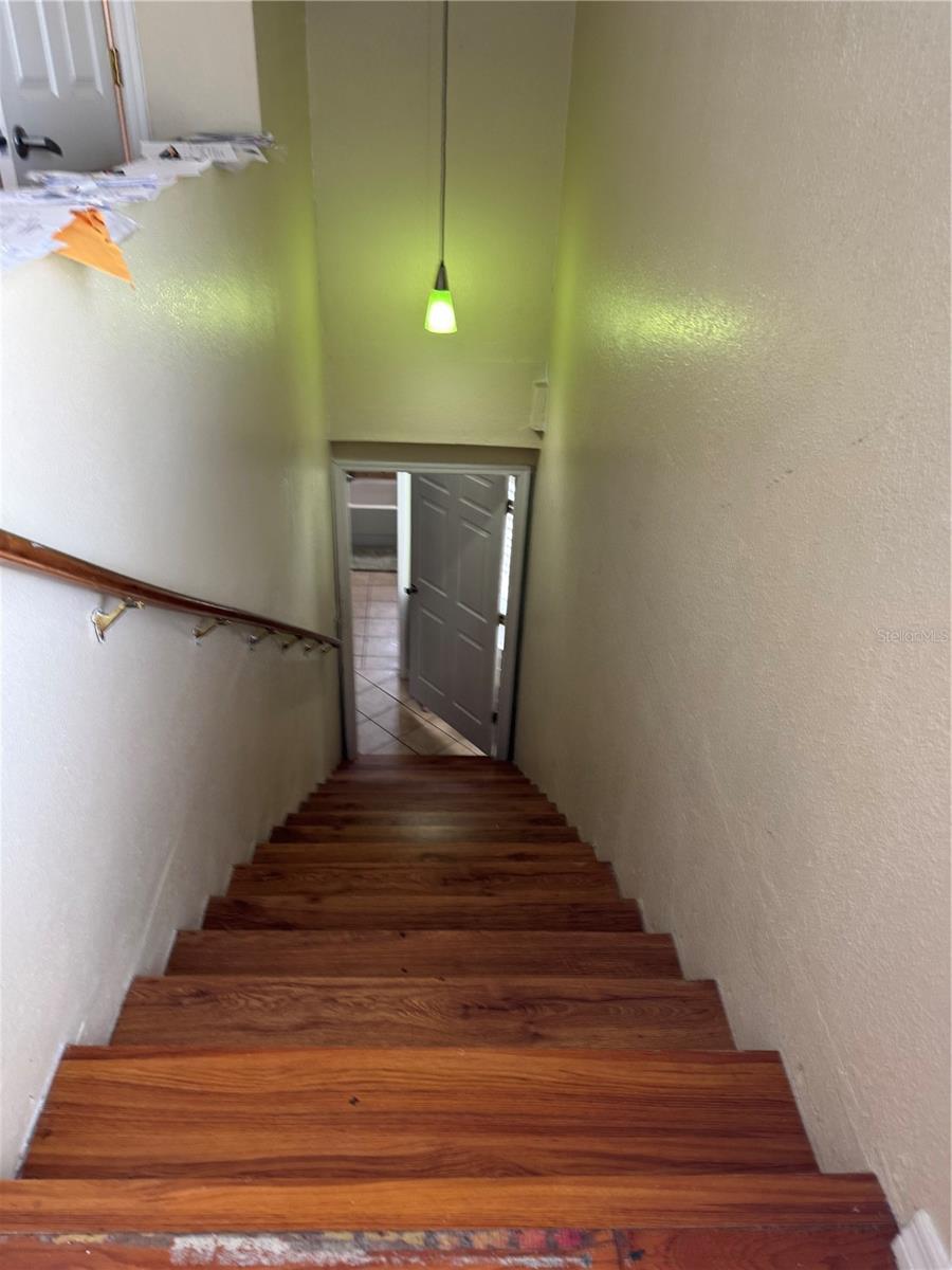 Image 14 of 72 For 8 Summit Street