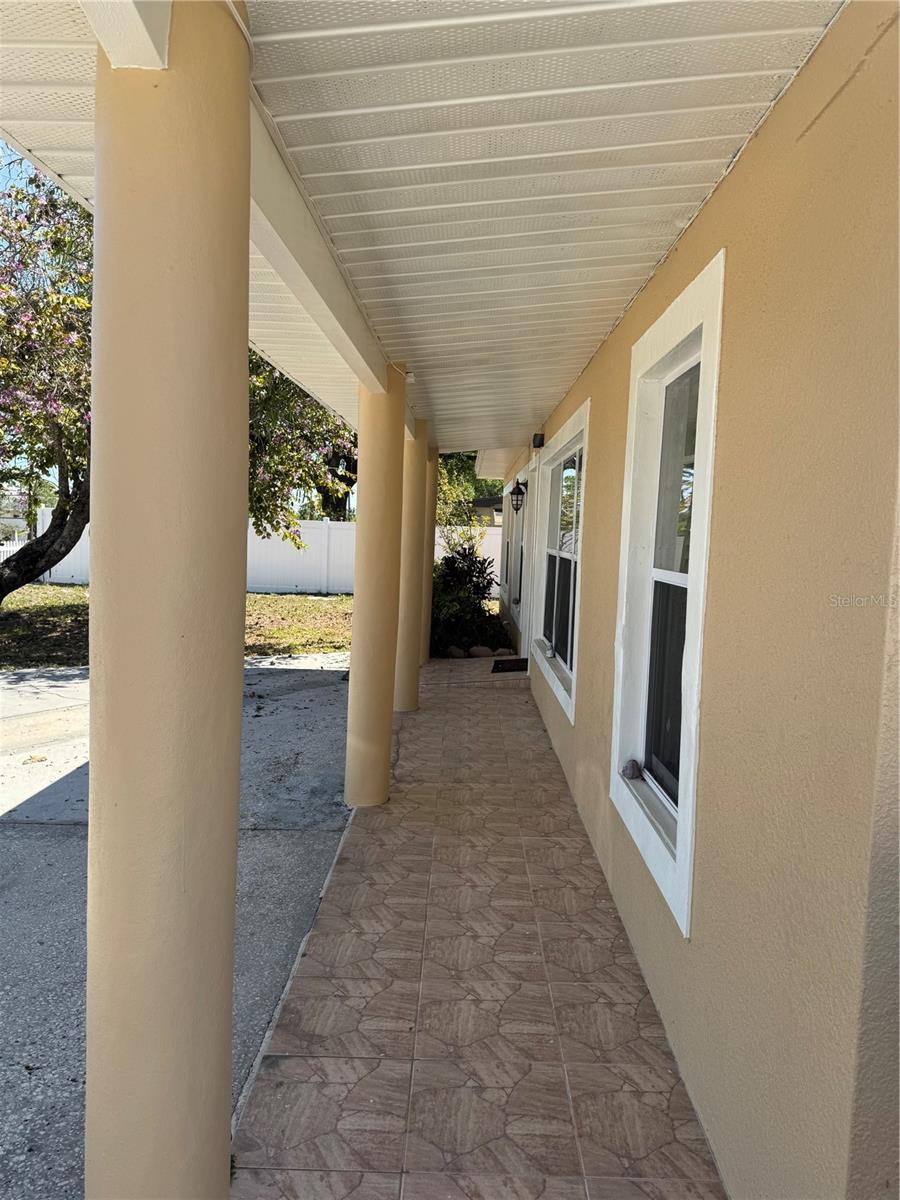 Image 64 of 72 For 8 Summit Street