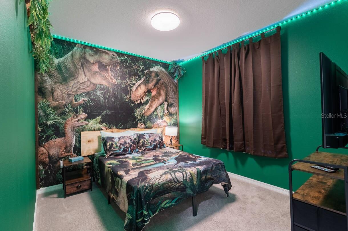 Image 33 of 62 For 136 Jetty Way