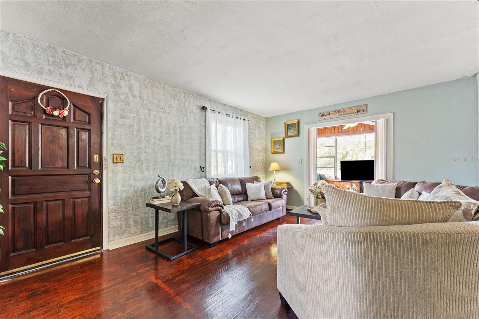 Image 7 of 25 For 1204 Shore Drive