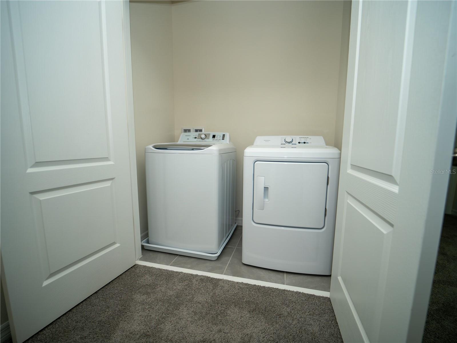 Image 10 of 18 For 1498 Isleta Loop
