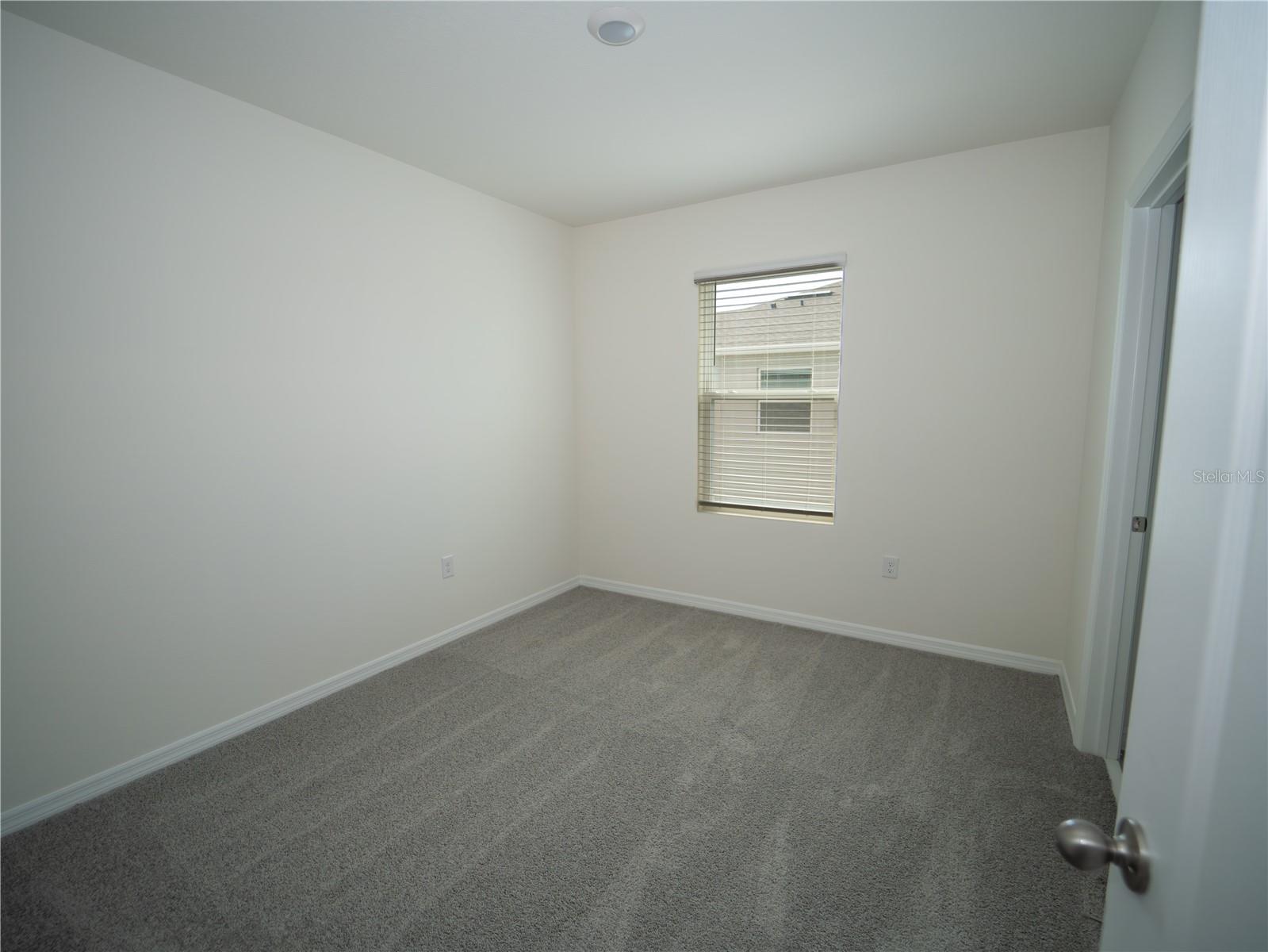 Image 8 of 18 For 1498 Isleta Loop