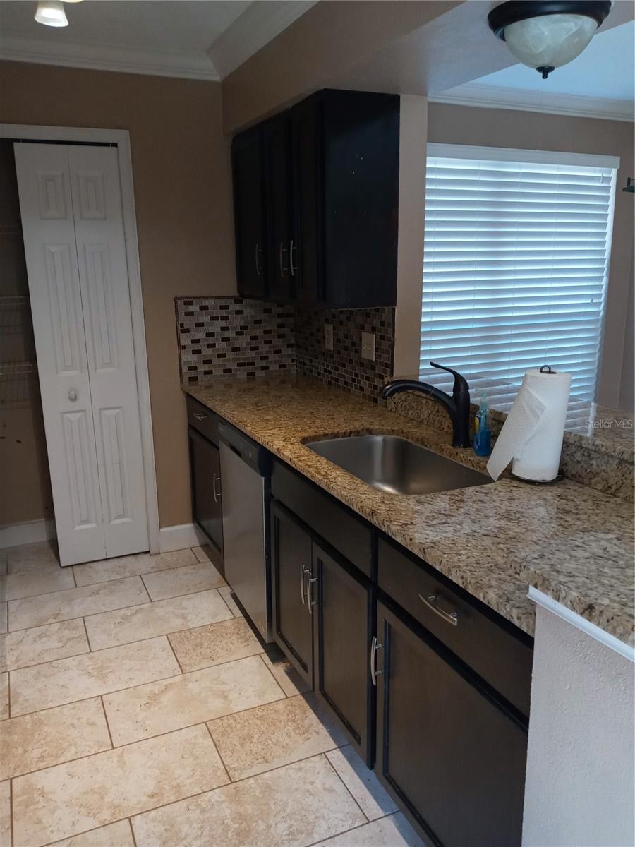 Image 3 of 21 For 1498 Casa Park Circle
